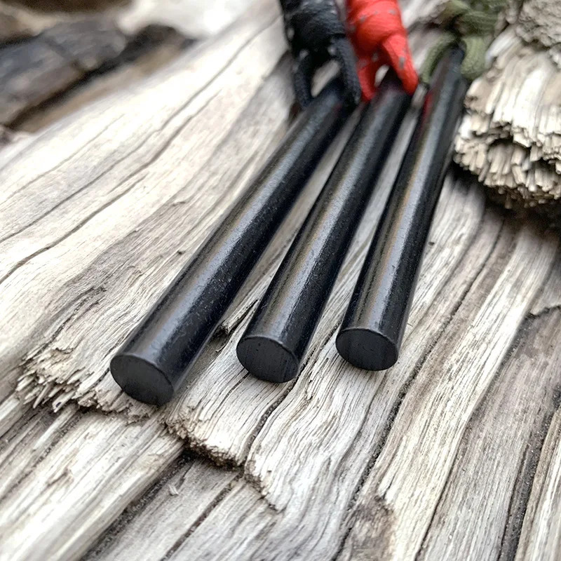 Bear Grylls Fire Starter Outdo - Ferro Rod Striker 评论和价格